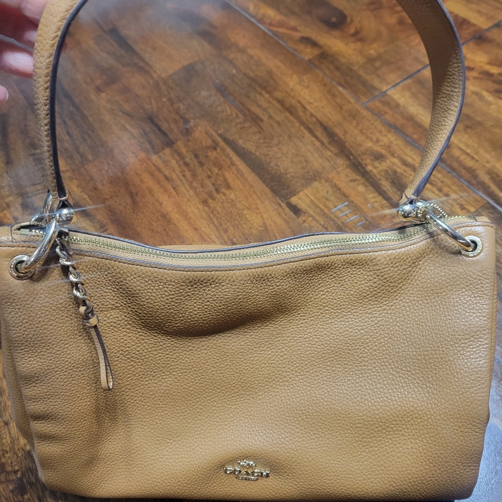Coach Tan Shoulder Bag with Premium Leather Finish